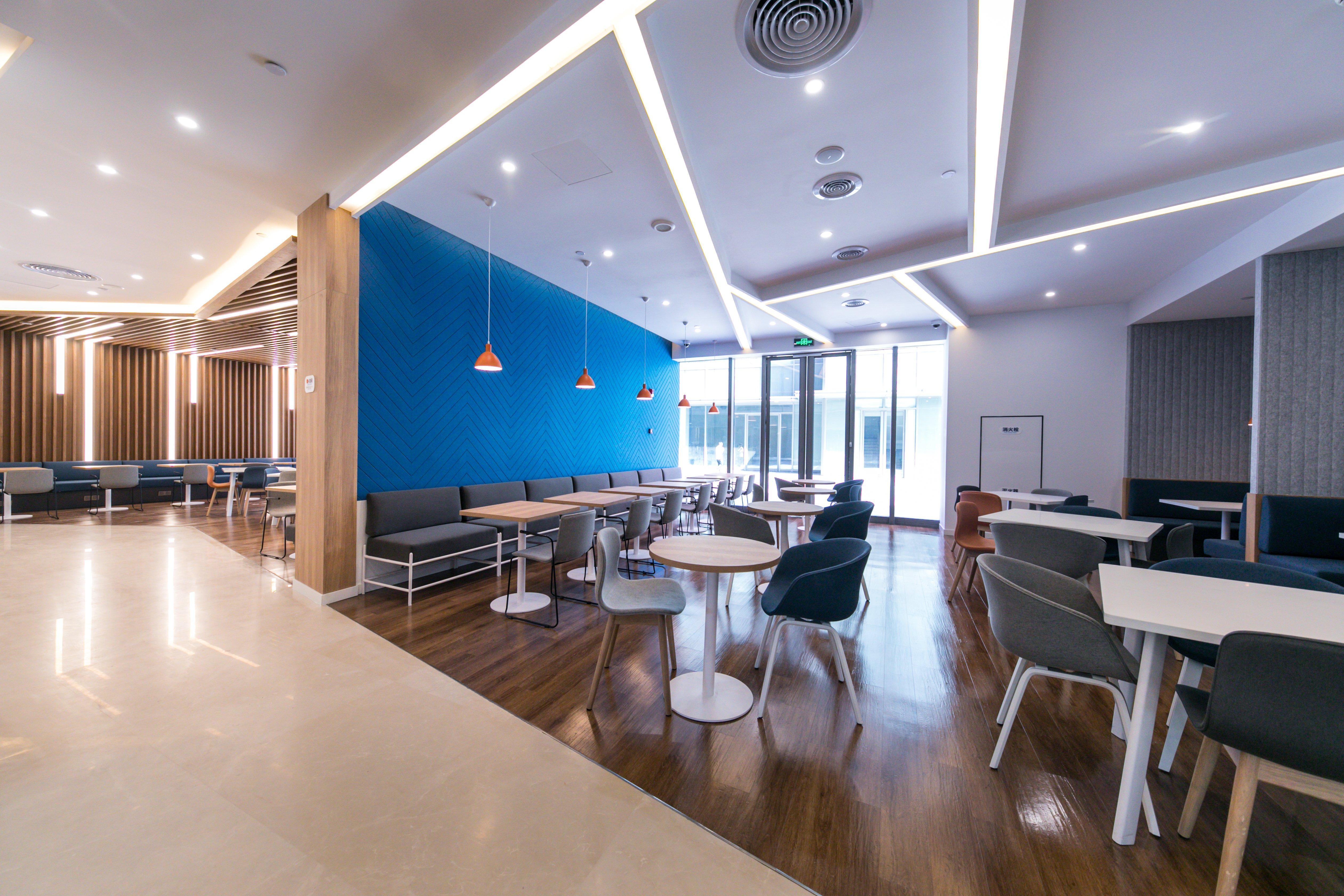Holiday Inn Express Shanghai Tangzhen By Ihg - 20 Mins To Disney Land Exterior foto