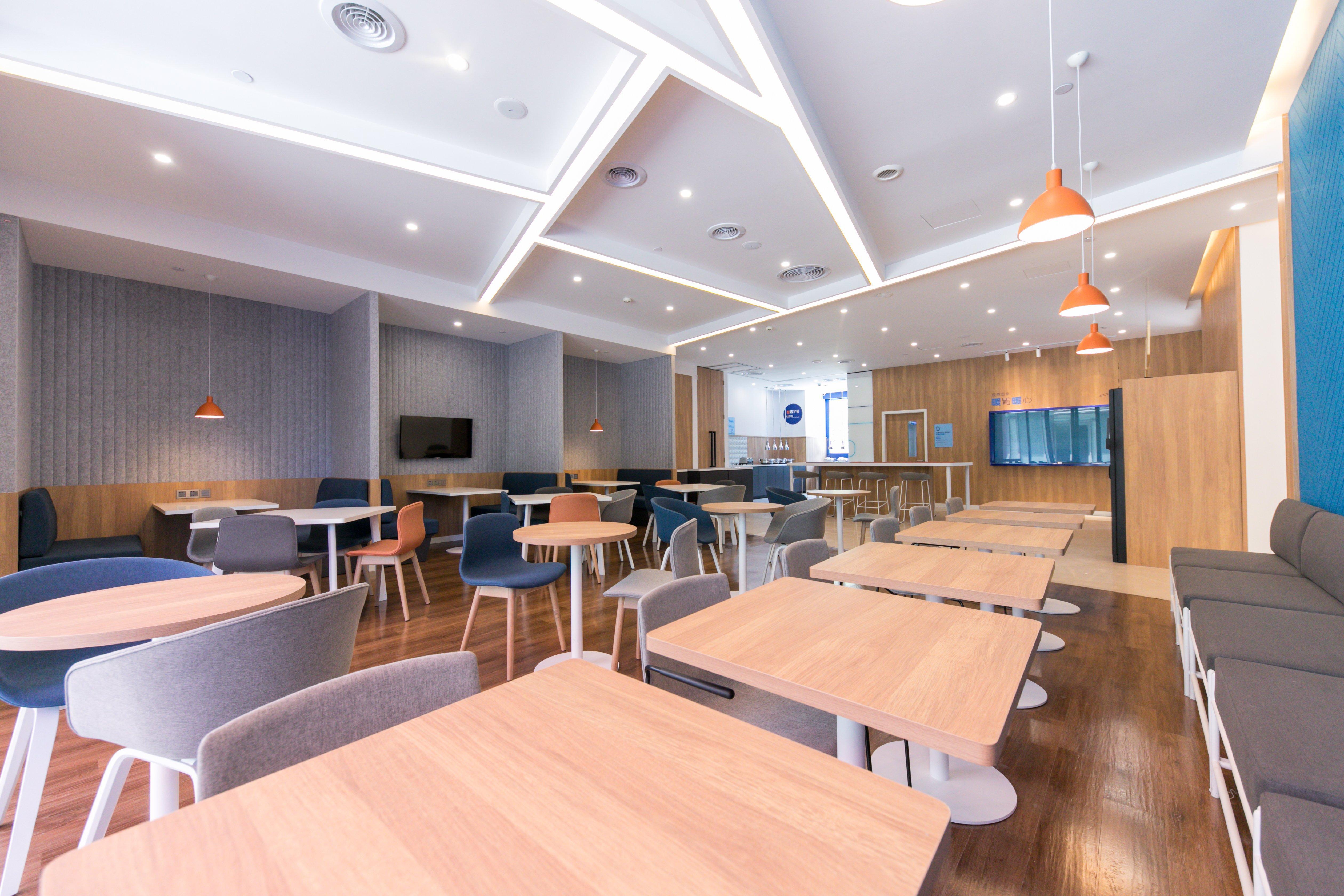 Holiday Inn Express Shanghai Tangzhen By Ihg - 20 Mins To Disney Land Exterior foto